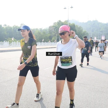 Runner Photo 6931026