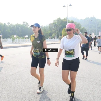 Runner Photo 6931028
