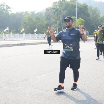Runner Photo 6931042