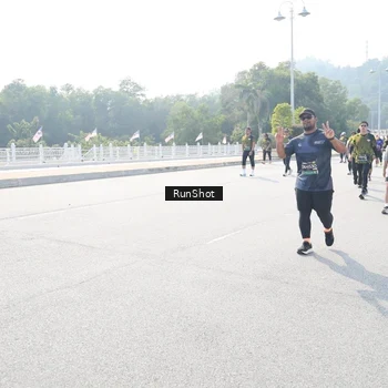 Runner Photo 6931043