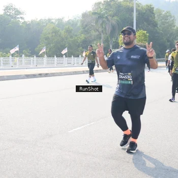 Runner Photo 6931045