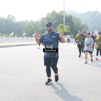 Runner Photo 6931047