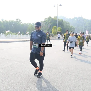 Runner Photo 6931050