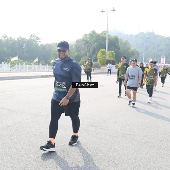 Runner Photo 6931051