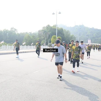 Runner Photo 6931056