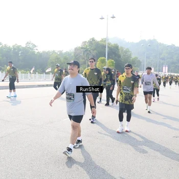 Runner Photo 6931059