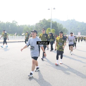 Runner Photo 6931072