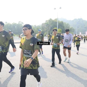 Runner Photo 6931074