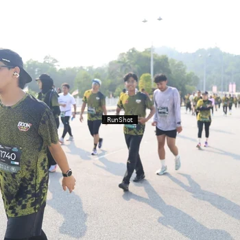 Runner Photo 6931078