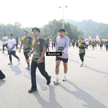 Runner Photo 6931081