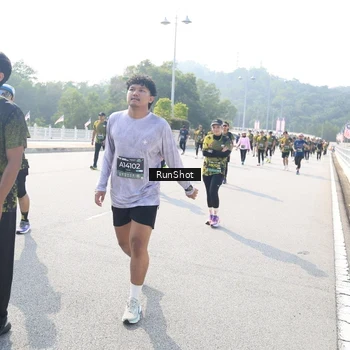 Runner Photo 6931087