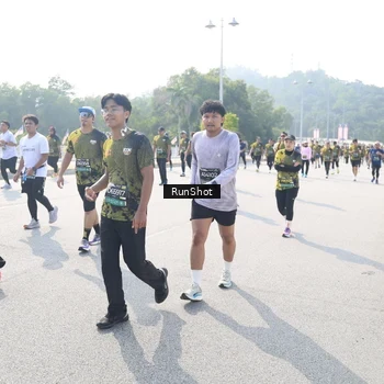 Runner Photo 6931089