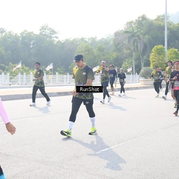 Runner Photo 6931104