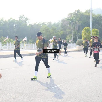 Runner Photo 6931108