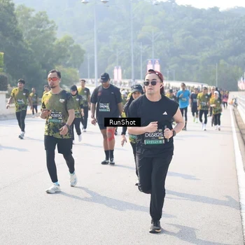 Runner Photo 6931131