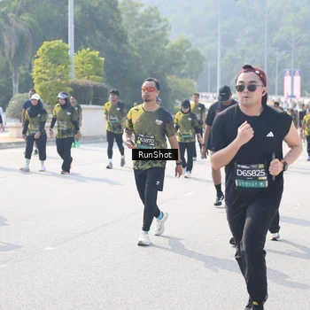 Runner Photo 6931143