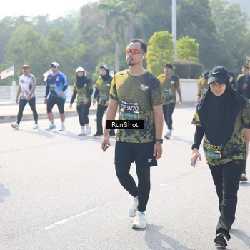 Runner Photo 6931150
