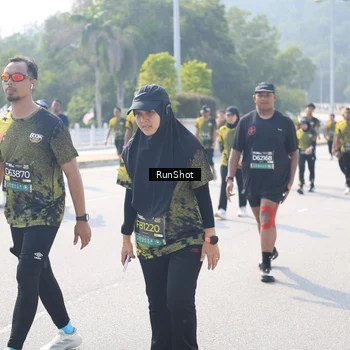 Runner Photo 6931164