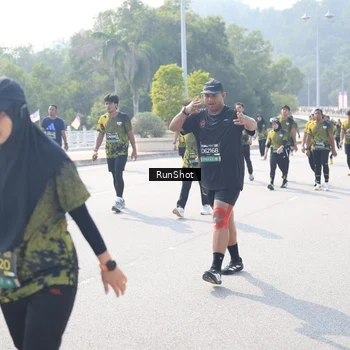 Runner Photo 6931167
