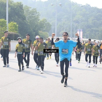 Runner Photo 6931187