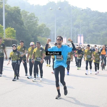 Runner Photo 6931188