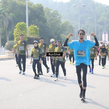 Runner Photo 6931190