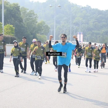 Runner Photo 6931192