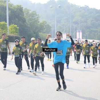 Runner Photo 6931194