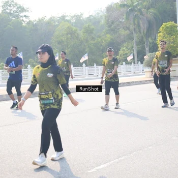 Runner Photo 6931196