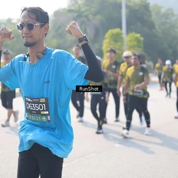 Runner Photo 6931208