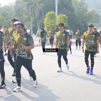 Runner Photo 6931223