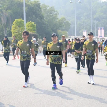 Runner Photo 6931228