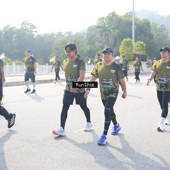Runner Photo 6931243