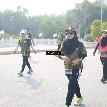 Runner Photo 6931270