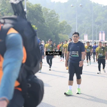 Runner Photo 6931281