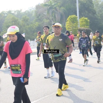 Runner Photo 6931292