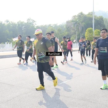 Runner Photo 6931298