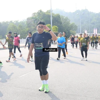 Runner Photo 6931301