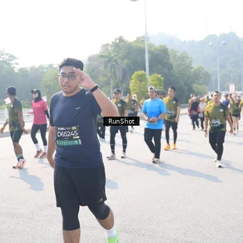 Runner Photo 6931307