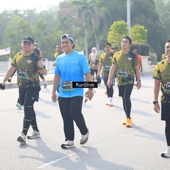 Runner Photo 6931324