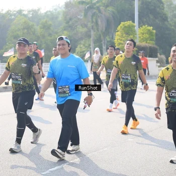 Runner Photo 6931327