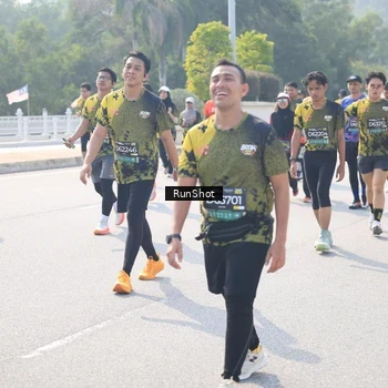Runner Photo 6931335