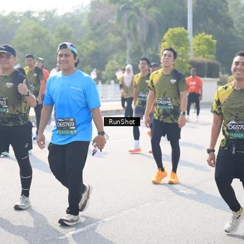 Runner Photo 6931345