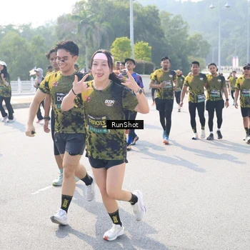 Runner Photo 6931356