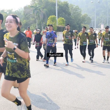 Runner Photo 6931357