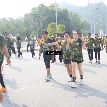 Runner Photo 6931361