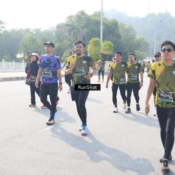 Runner Photo 6931366