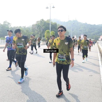 Runner Photo 6931371