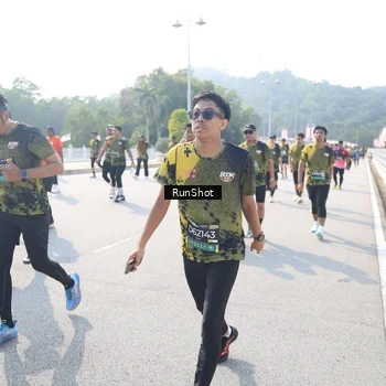Runner Photo 6931372