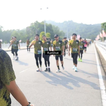Runner Photo 6931381